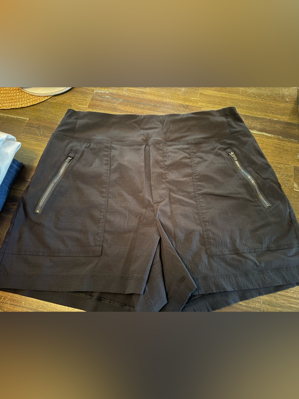Athleta Black Women’s Athletic Zip-Pocket Shorts